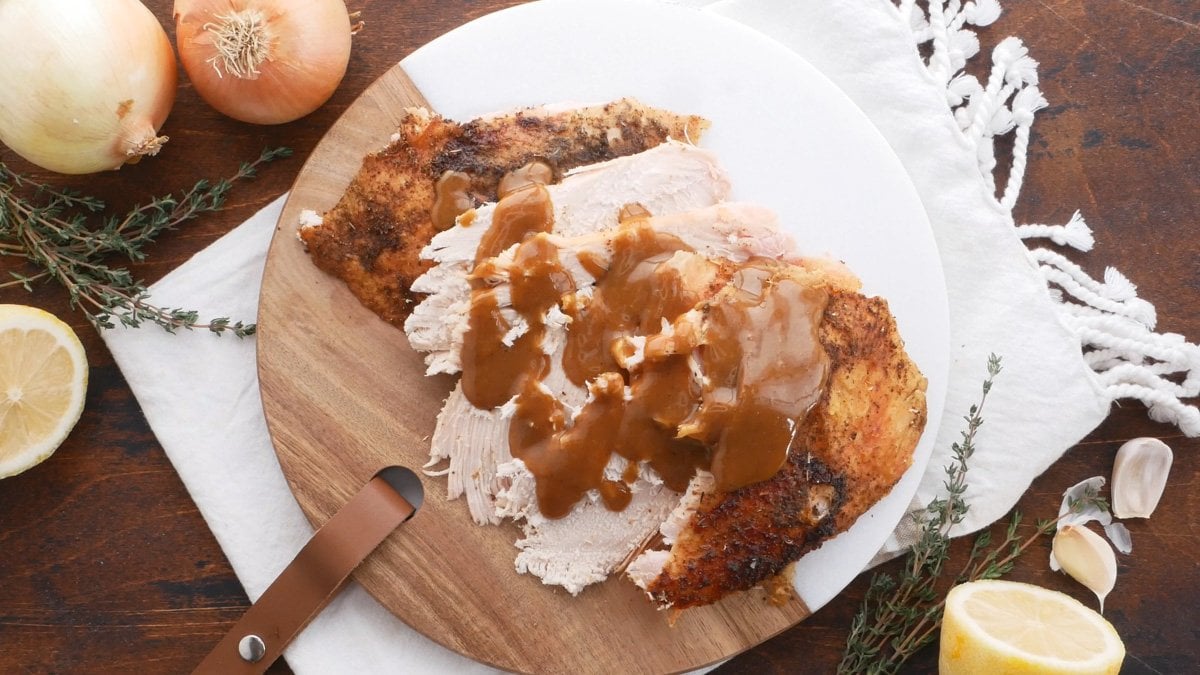 A turkey sliced after roasting in a convection oven.