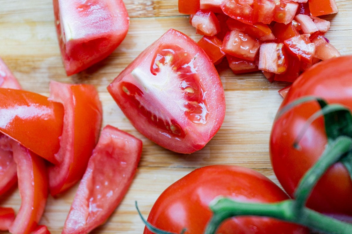 Chopped fresh tomatoes