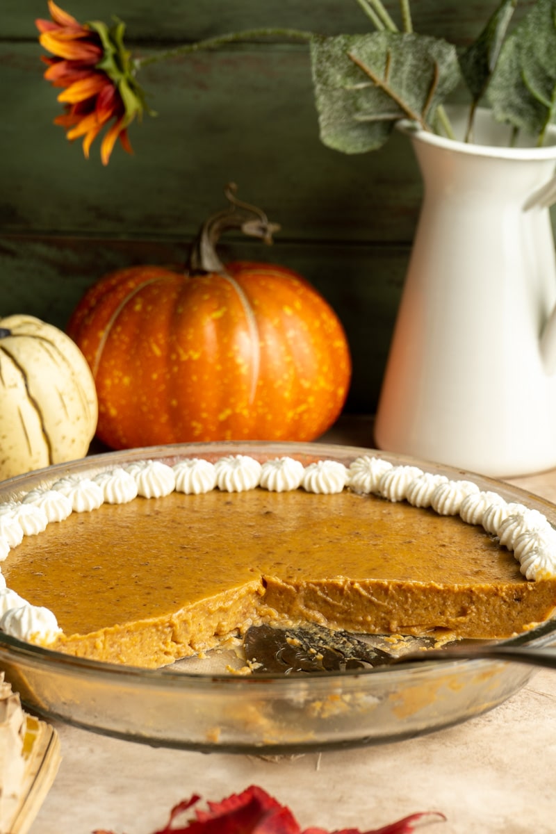 A keto pumpkin dessert in a pie plate.