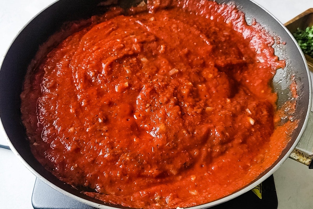 Easy Chicken Penne Vodka Recipe With Jar Sauce - 2022