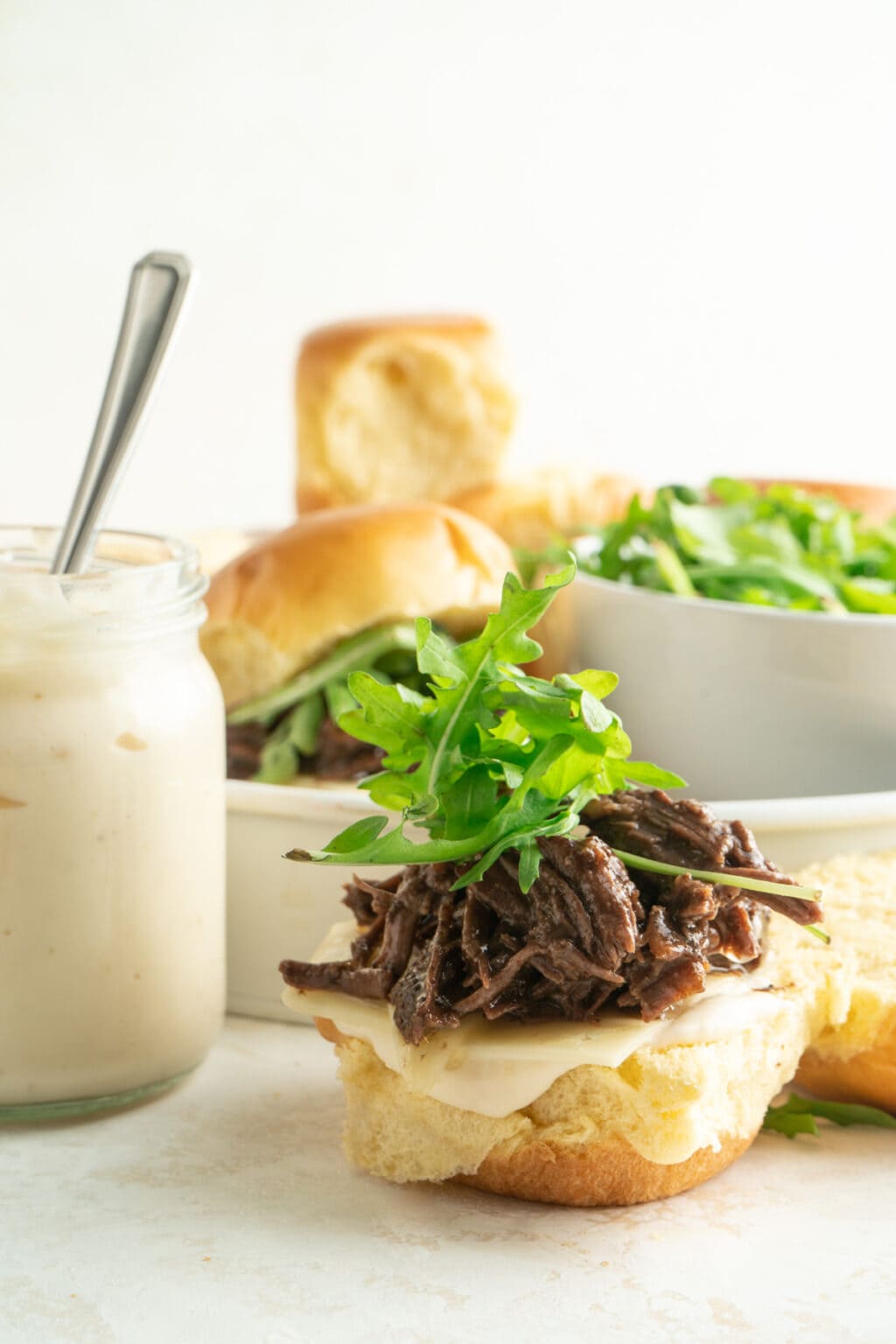 Easy Roast Beef Sliders with Horseradish Mayo