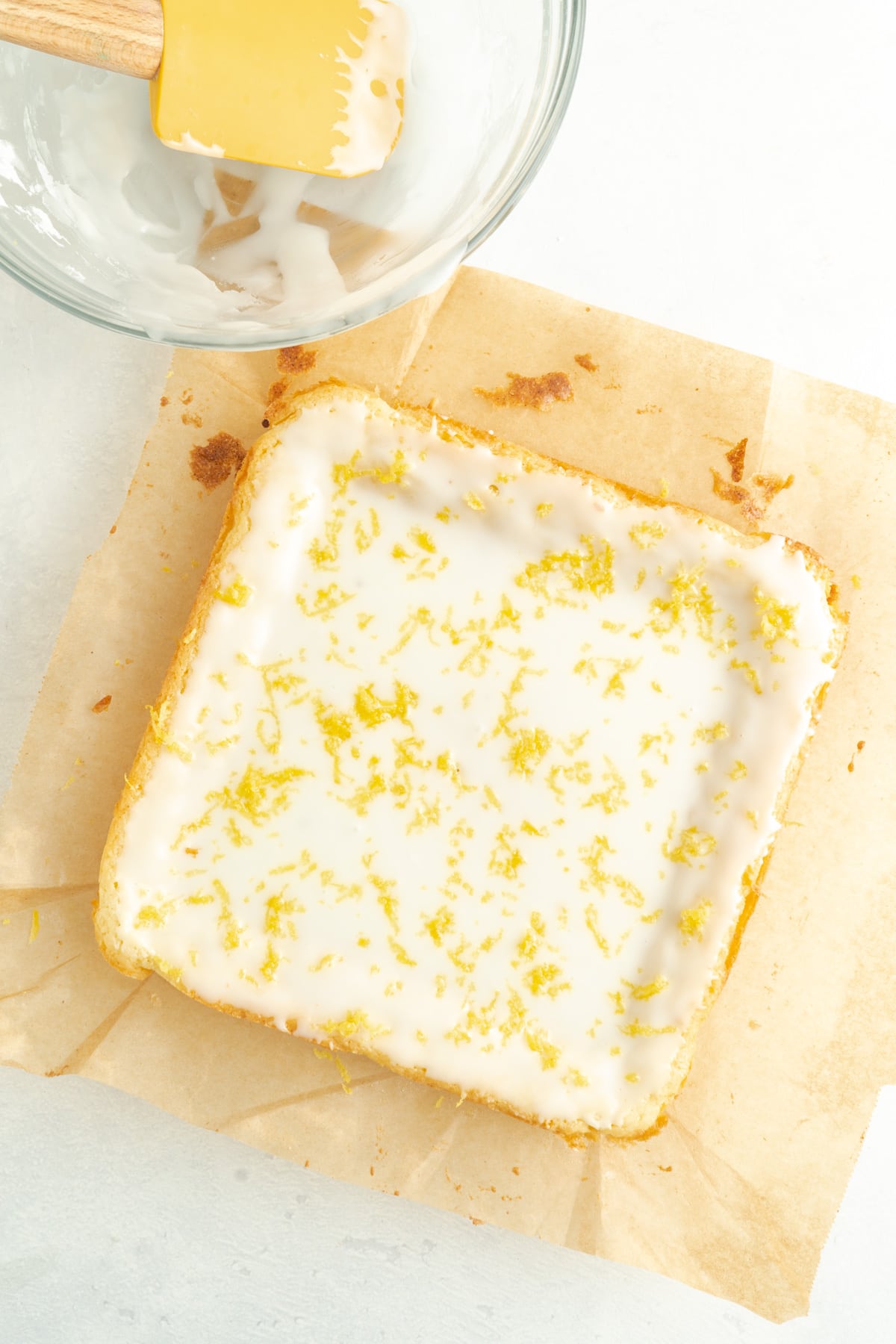A pans worth of lemon brownies uncut.