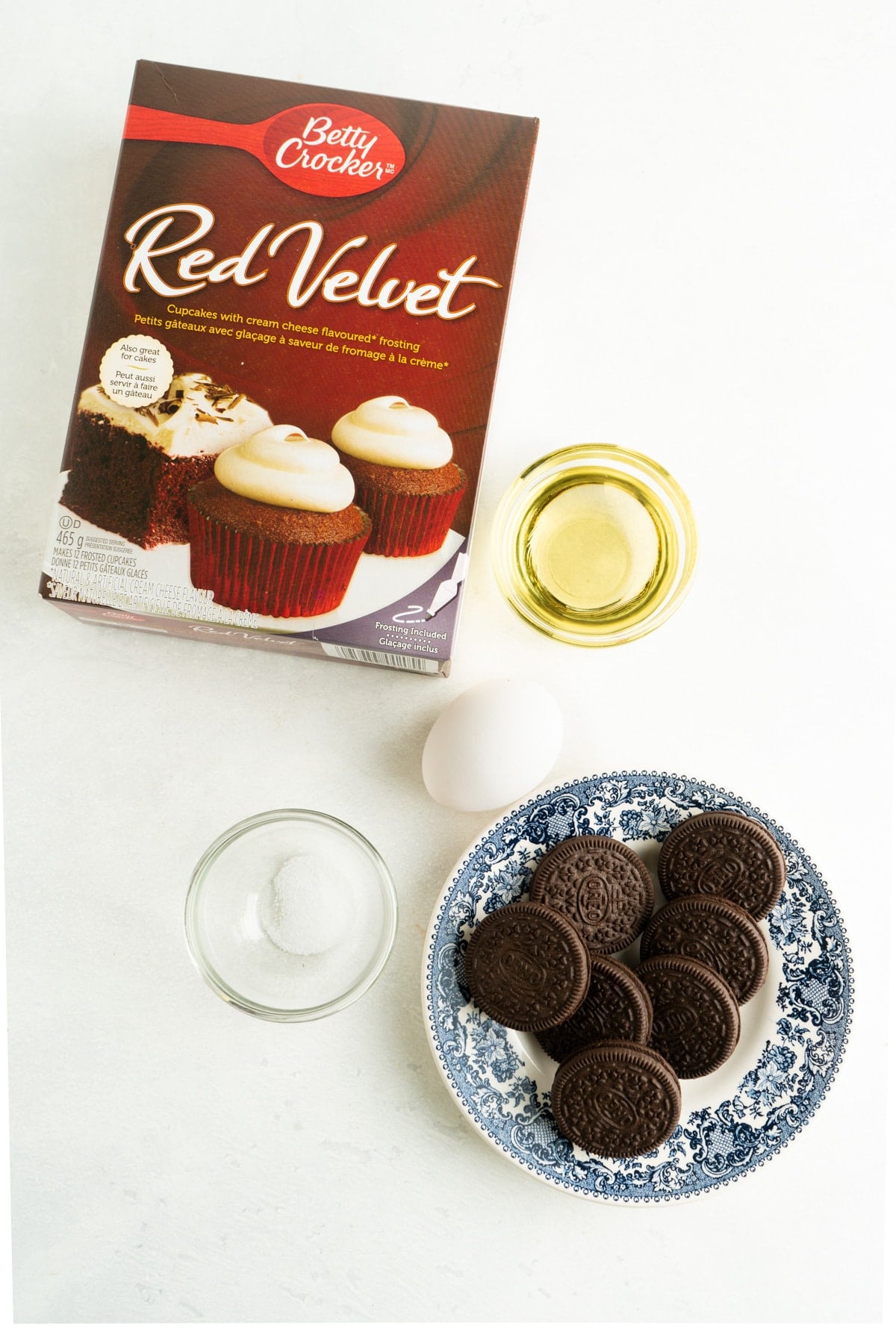 Ingredients for an Oreo Red Velvet Cake Mix Cookie Recipe.
