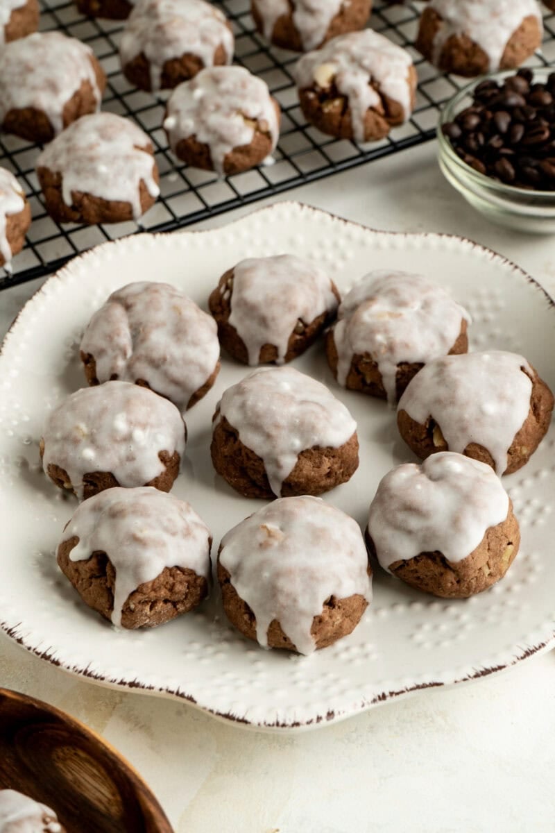 A plate of Italian Chocolate Spiced Cookies.